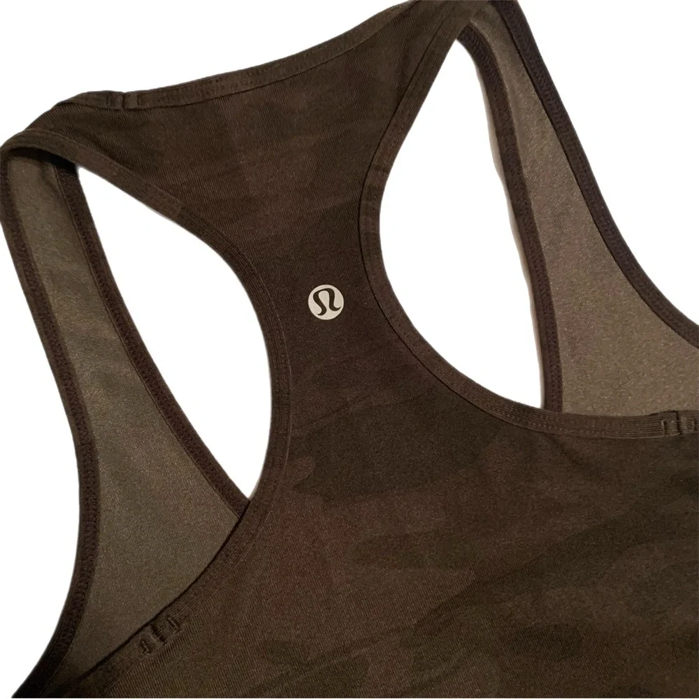 Lululemon Cool Racerback Tank Size 4 Black / Black Retro Camo